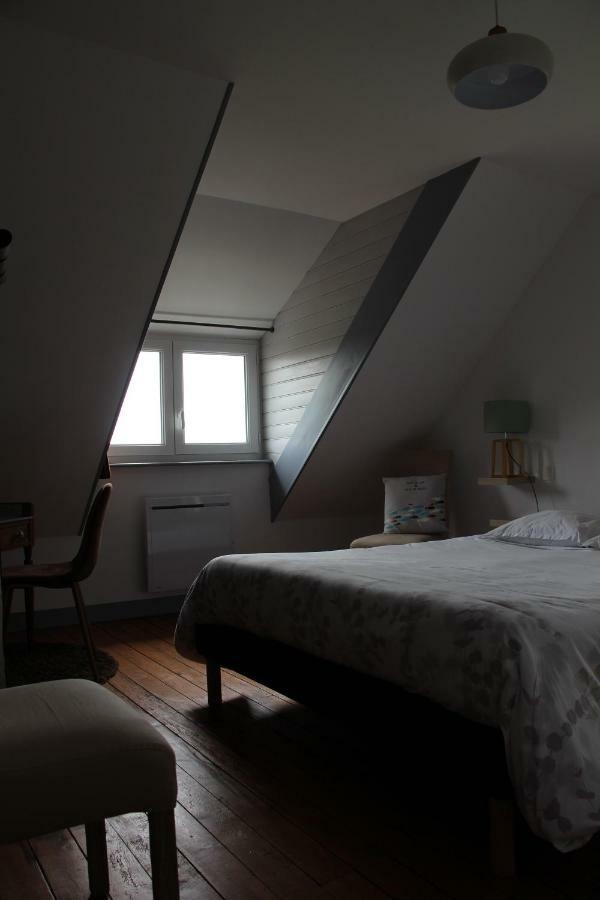 " L' Abri Cotier " Hotel Saint-Jean-le-Thomas Kültér fotó